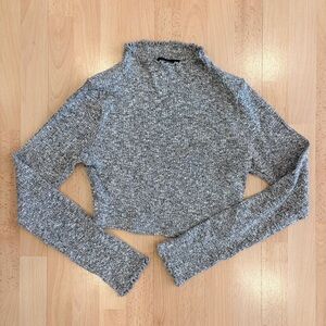 Forever 21 | Grey cropped Long-sleeve lettuce hem Top